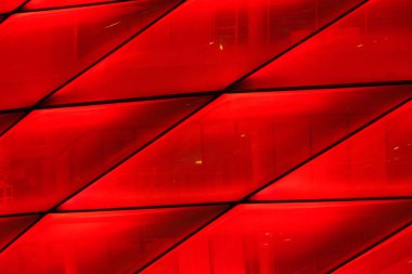 Kırmızı ışıklı şişirilebilir trapezoidler 