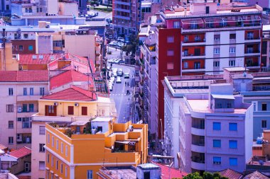  Cagliari, İtalya 'daki çatıların manzarası