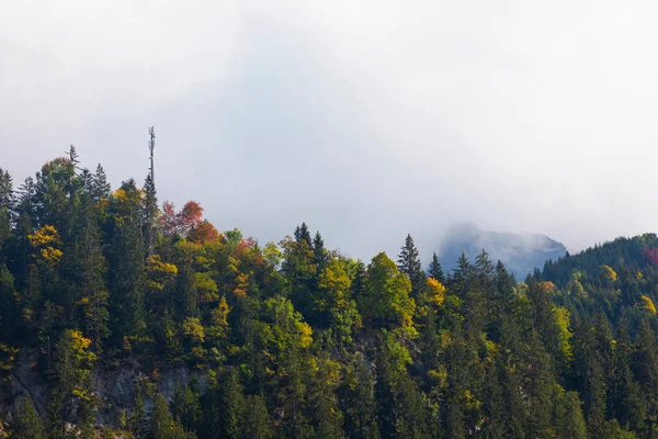 Prachtig Schilderachtig Uitzicht Majestueuze Bergen Achtergrond — Stockfoto