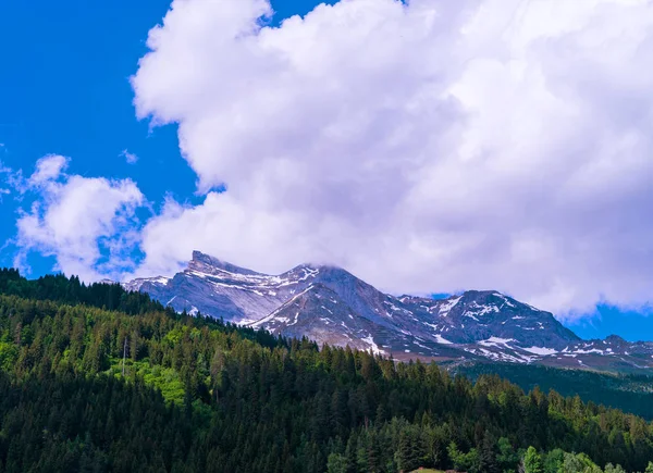 Prachtig Schilderachtig Uitzicht Majestueuze Bergen Achtergrond — Stockfoto