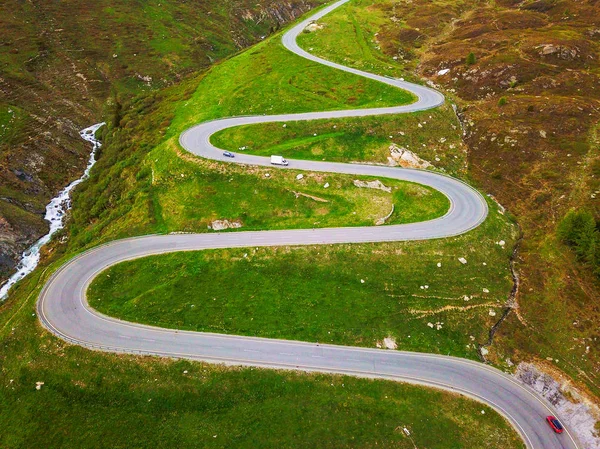 Vista Estrada Belas Montanhas Alpes Suíça — Fotografia de Stock