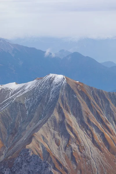 Vista Panorámica Hermosas Montañas Majestuosas Como Fondo — Foto de Stock