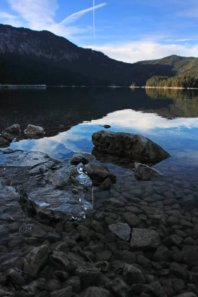 Paisagem Montanhas Outonais Com Rio — Fotografia de Stock