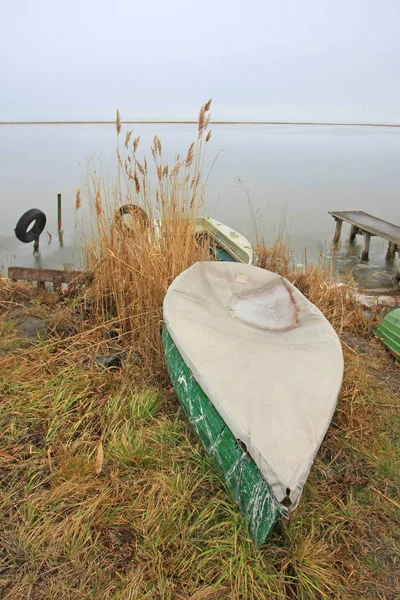 Malerischer Blick Auf Das Campingboot Strand Des Sees — Stockfoto