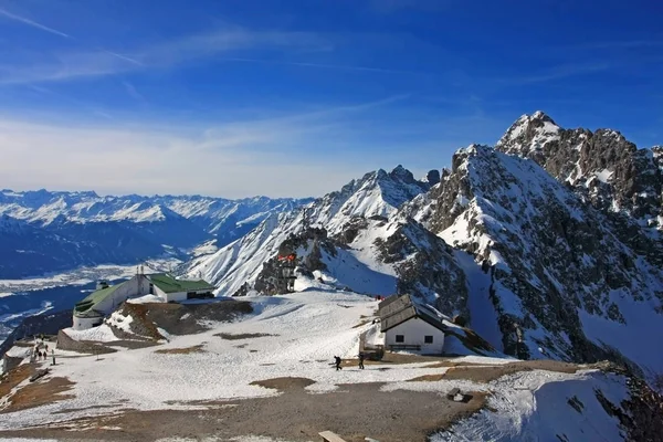 Plan Panoramique Beaux Paysages Montagnes Enneigées Pour Arrière Plan — Photo