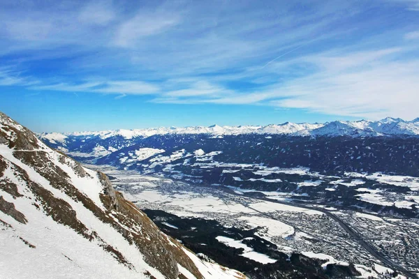 Plano Escénico Hermosas Montañas Nevadas Paisaje Fondo —  Fotos de Stock