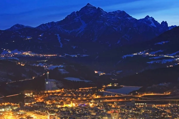 Szenische Aufnahme Der Wunderschönen Berglandschaft Als Hintergrund — Stockfoto