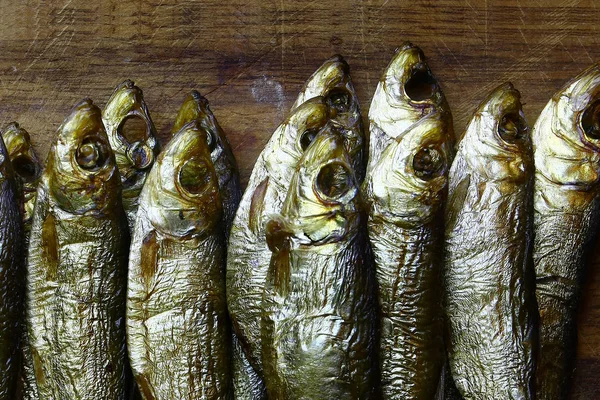 Close View Smoked Fish Wooden Board — Stock Photo, Image