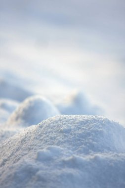 Kar zemini kapladı, kış zamanı..