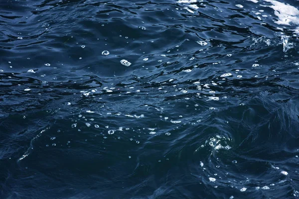 Κοντινή Άποψη Του Αφηρημένου Φόντου Κύματα Και Φυσαλίδες — Φωτογραφία Αρχείου