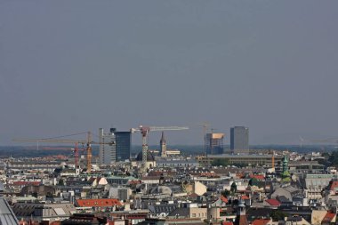 Gökdelenli Viyana hava manzarası