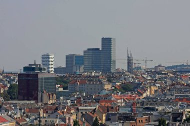 Gökdelenli Viyana hava manzarası