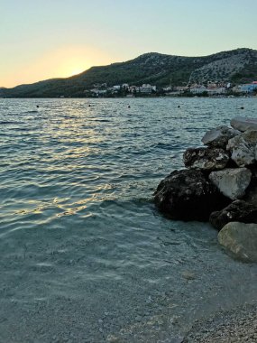 gün batımı üzerinde güzel mavi deniz doğal çekim