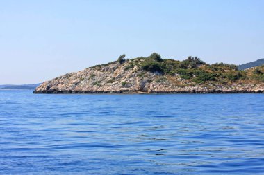 güneşli bir gün güzel mavi deniz doğal çekim