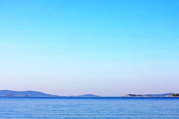 Colpo Scenico Bel Mare Azzurro Giornata Sole — Foto Stock