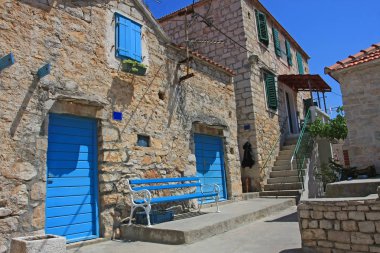 Turistik kasabanın şehir binalarının manzarası