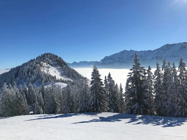 Tiro Tranquilo Belas Montanhas Nevadas — Fotografia de Stock