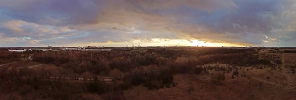 Vista Panorámica Del Sombrío Paisaje Llano —  Fotos de Stock