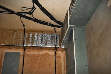 Bir apartman inşaatında bitirme işi