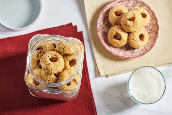 Almond Cookies Plate Glass Milk Jar Almond Cookies — Stock Photo, Image