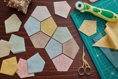 Pentagonal pieces of fabrics for sewing quilt, traditional patch