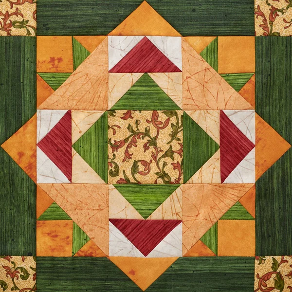 Bloque Mosaico Geométrico Brillante Naranja Verde Piezas Telas Detalle Colcha — Foto de Stock