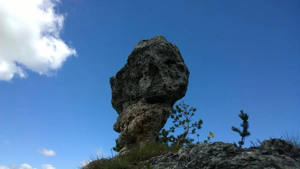 Pedra Pedra Fundo Céu — Fotografia de Stock