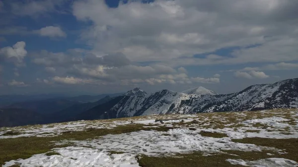 Hermoso Invierno Montañas Paisaje —  Fotos de Stock