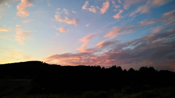 Krajobraz Łąkowy Zachodzie Słońca — Zdjęcie stockowe