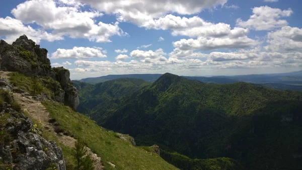 Ostra Pico Las Montañas Velka Fatra Países Bajos —  Fotos de Stock