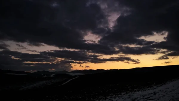 Heller Sonnenuntergang Über Der Natur — Stockfoto