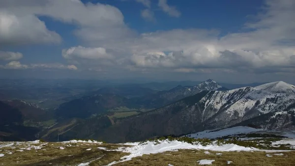 Lindas Montanhas Inverno Paisagem — Fotografia de Stock