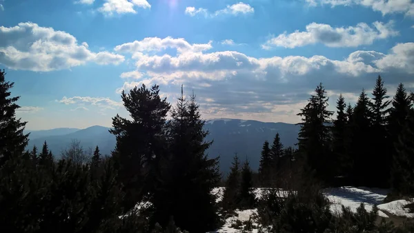 Schöne Aussicht Schneebedeckte Berge — Stockfoto