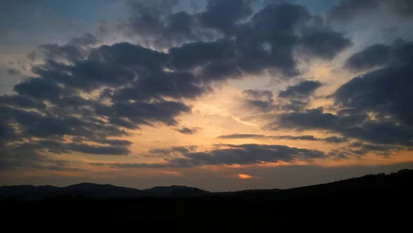 Луговий Пейзаж Під Час Заходу Сонця — стокове фото
