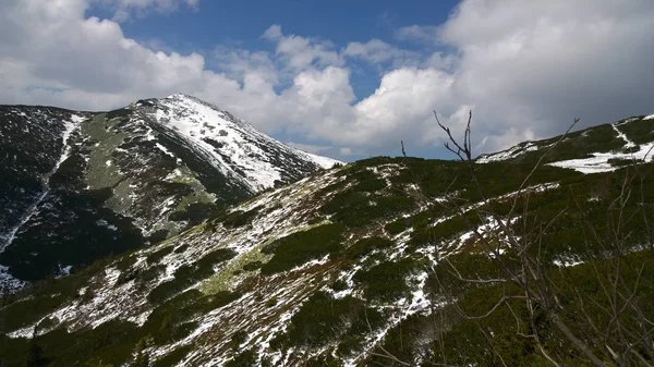 Verschneite Berglandschaft Winter — Stockfoto