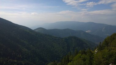 güzel yaz dağlar manzara