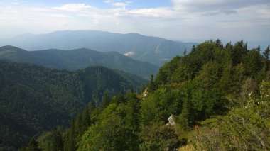 güzel yaz dağlar manzara