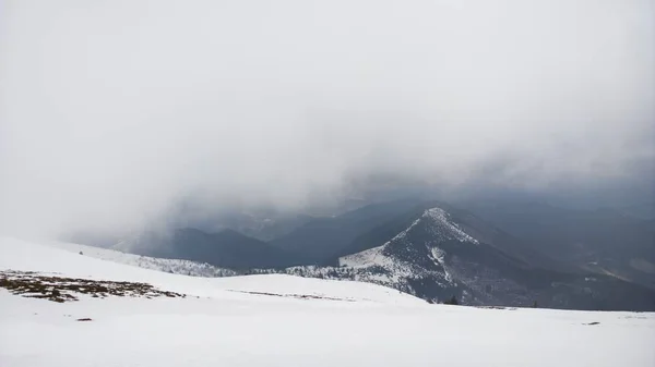 Krásné Zimní Hory Krajina — Stock fotografie