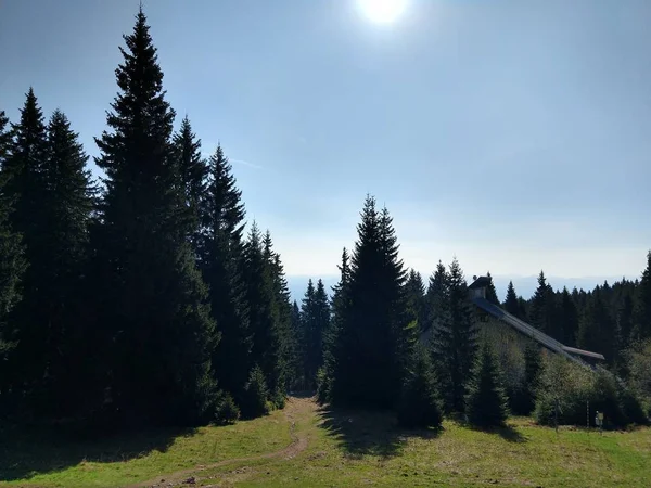 Tepelerden manzara. Slovakya