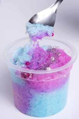 ışık zeminüzerinde parlak balçık yakın görünümü