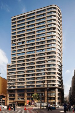 Sao Paulo, Brezilya - 25 Mayıs 2018: Şehir merkezindeki Sao Paulo binaları. Burada yaklaşık 20 milyon insan yaşıyor, üçüncü büyük metropol..