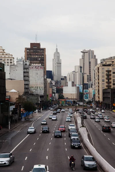 Sao Paulo Brasil Septiembre 2015 Tráfico Por Famosa Avenida Maio — Foto de Stock