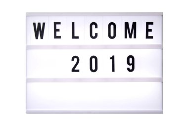 bir ışık kutusunda 2019 metin hoş geldiniz. Kutu beyaz arka plan üzerinde izole. İleti içeren bir işaret