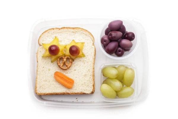 Creatieve Sandwich Met Grappig Gezicht Geïsoleerd Witte Achtergrond — Stockfoto