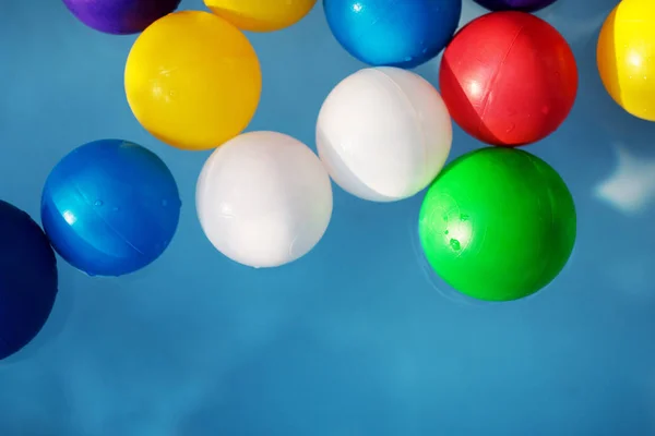 Plastic colored balls in the children's pool