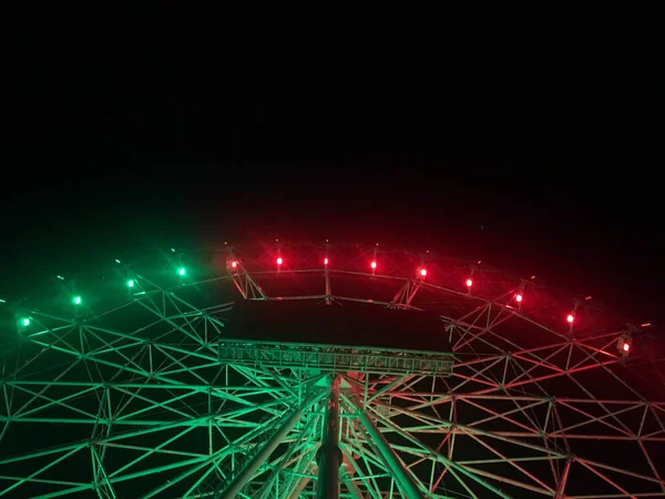 Reuzenrad Nachts Met Kleurrijk Neon Licht Jakarta Indonesië Met Donkere — Stockfoto