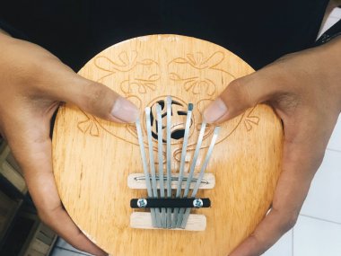 Bali El Yapımı Hindistan Cevizi Kabuğu Kalimba Başparmak Piyano
