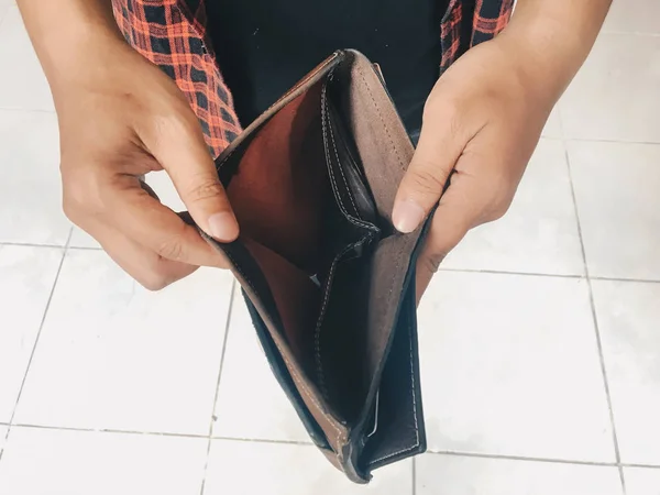 Man Hand Open Holding Empty Wallet White Background Bankruptcy Poor — Stock Photo, Image