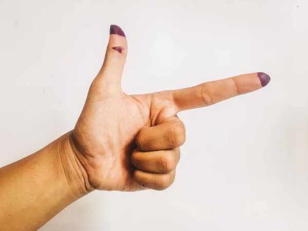 Dois Dedos Mãos Uma Mulher Com Tinta Roxa Que Está — Fotografia de Stock