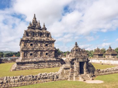 Candi Plaosan veya Plaosan Tapınağı Plaosan Kompleksi tapınağı, Bugisan köyü, Prambanan, Yogyakarta yakınlarındaki Klaten Regency, Orta Java, Endonezya